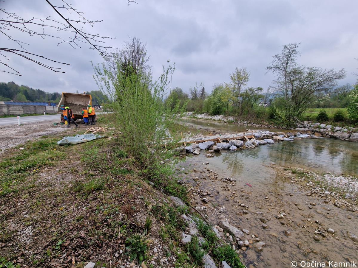 Sanacijska obnova vodotokov in hudournikov po poplavah (11)
